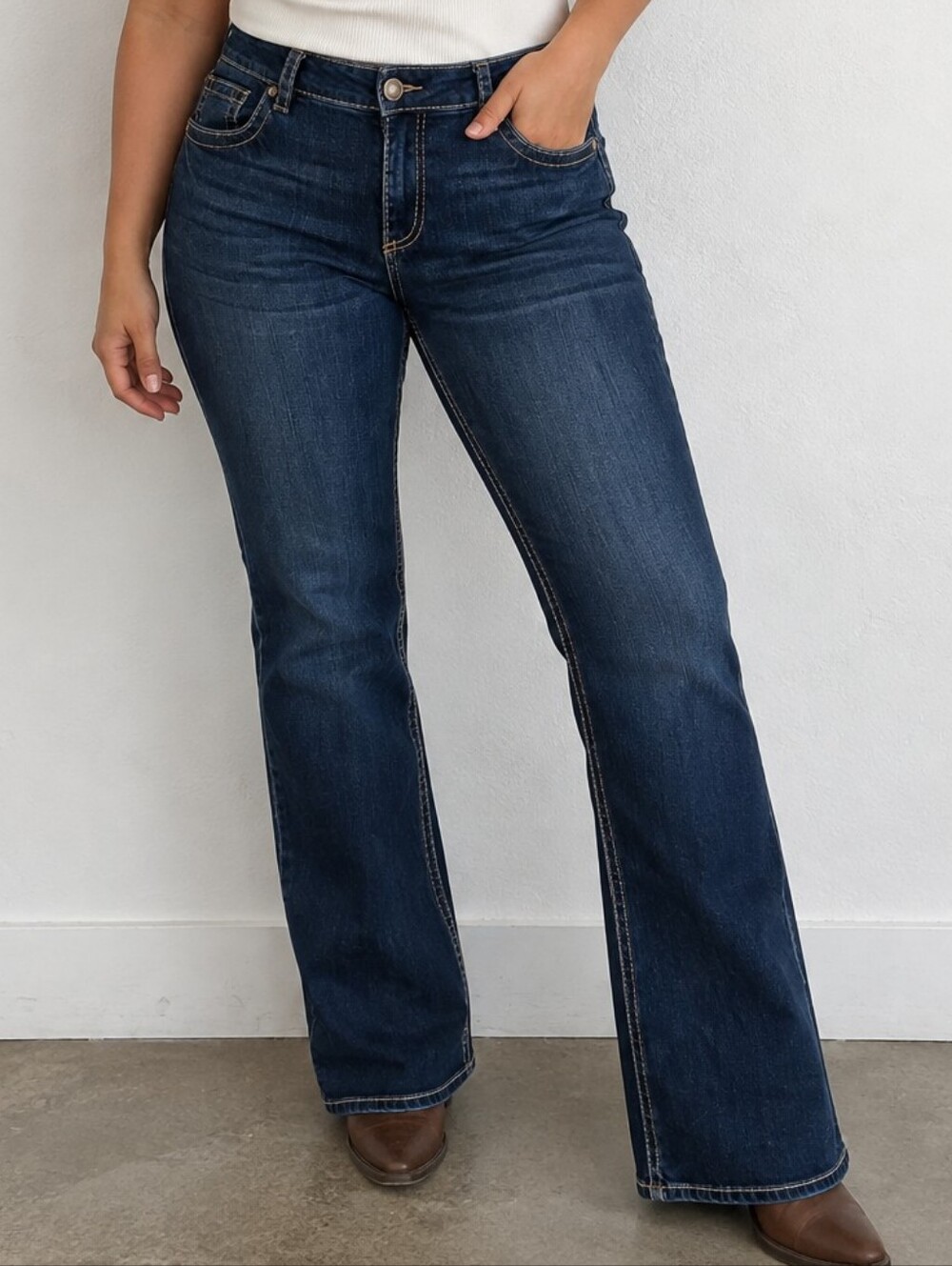 KUT from the Kloth Natalie Size 12 High Rise Bootcut Dark Wash Jeans